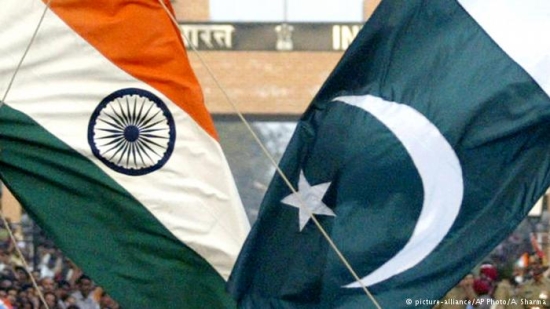 Giải pháp ngoại giao Ấn Độ - Pakistan: 
Bạn đang tìm kiếm một giải pháp ngoại giao mang tính xây dựng để giải quyết những mâu thuẫn giữa Ấn Độ và Pakistan? Chúng tôi có những chuyên gia ngoại giao hàng đầu, đang hoạt động tại khu vực này để giúp các quốc gia này giải quyết những mối quan hệ phức tạp và khó khăn. Hãy liên hệ với chúng tôi để cùng nhau tìm ra giải pháp tốt nhất cho Ấn Độ và Pakistan.