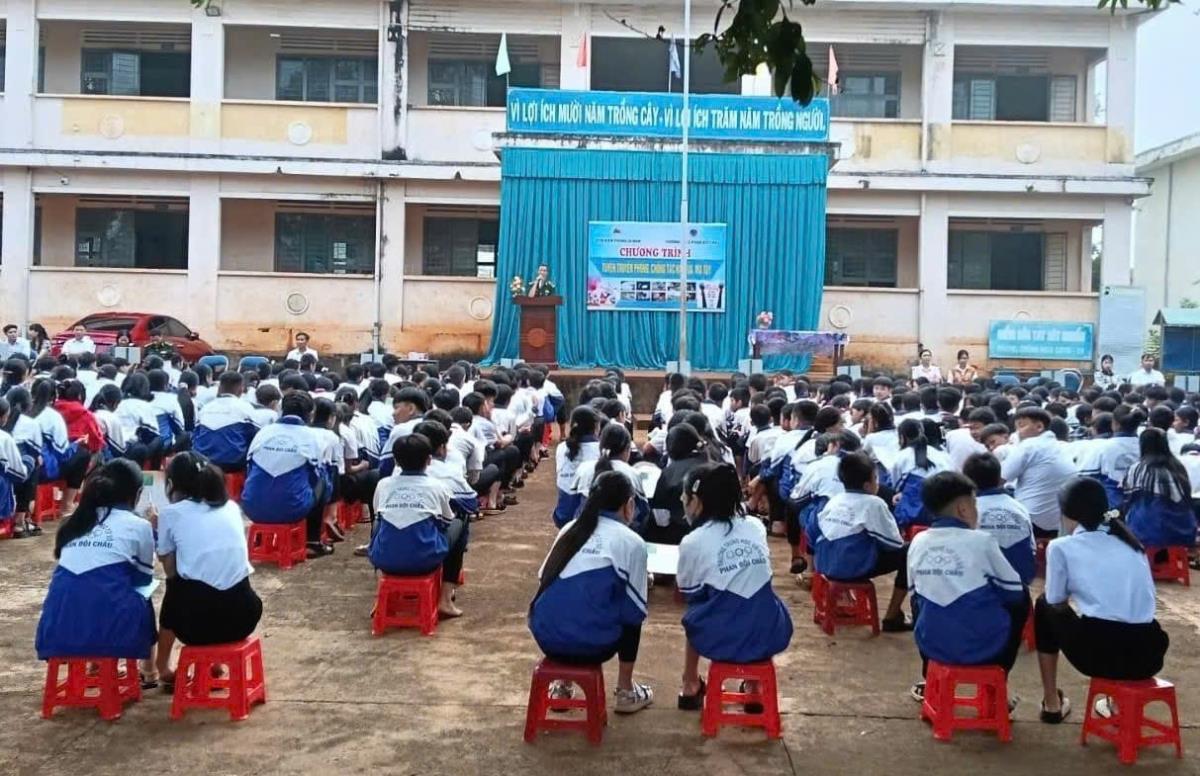 Đồn Biên phòng Ia Nan tuyên truyền phòng, chống ma túy cho học sinh trên địa bàn