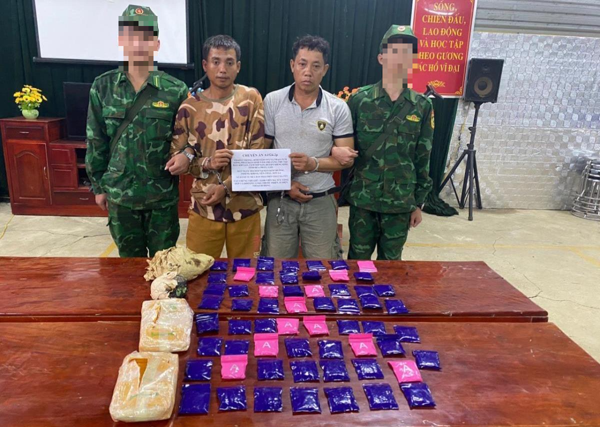 Bắt giữ 2 đối tượng người Lào mang số lượng lớn ma túy sang Việt Nam bán kiếm lời