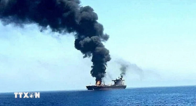 Houthi tấn công 3 tàu ở trên Biển Arab và Biển Đỏ